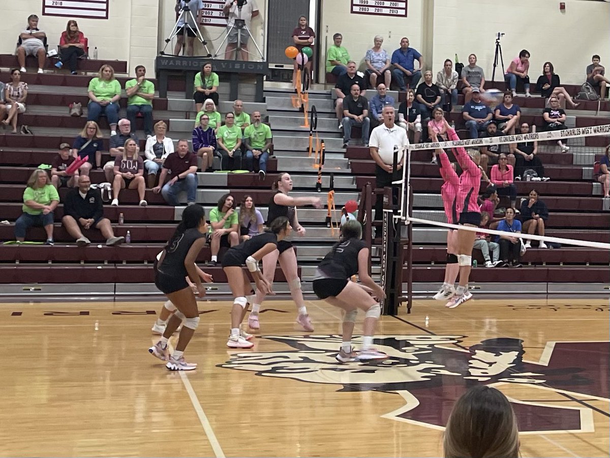 drsefrit's tweet photo. Spiking Out Cancer Game! PIRATES vs WARRIORS. #scsdSTRONG #BEscsd https://t.co/UJ8WCKKoXw