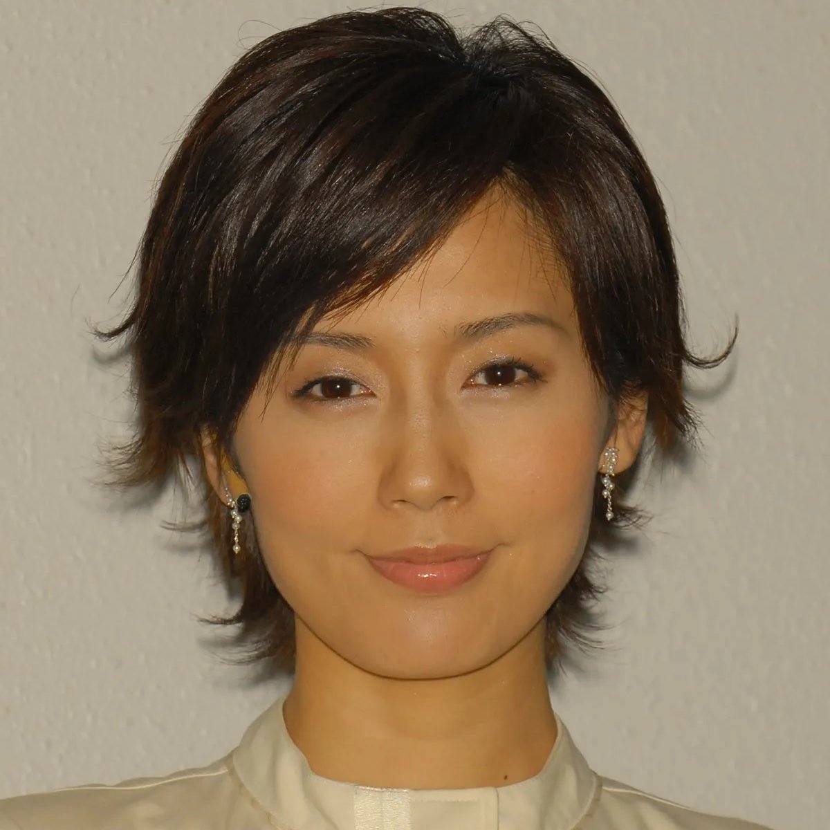 井端 弘和 妻
