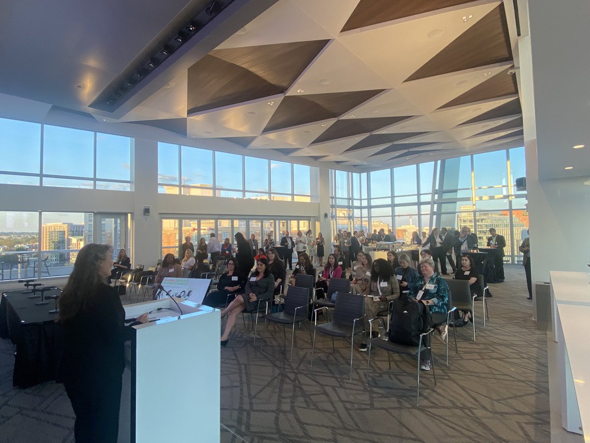 jgrantindc's tweet photo. A packed house for tonight’s @WomeninID x @MakeIDbetter meetup tonight here @VenableLLP https://t.co/oxJ4NPKoEP
