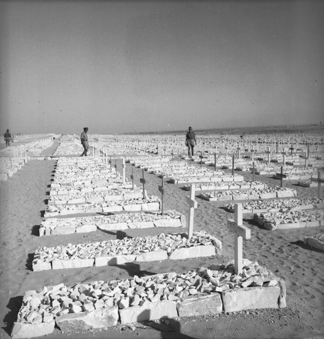 On this day 80 years ago New Zealand official war photographer George Kaye took this photograph on 4 October 1943 of the the New Zealand section in the military cemetery at El Alamein, Egypt. 

Ka maumahara tonu tātou ki a rātou
We will Remember them.
