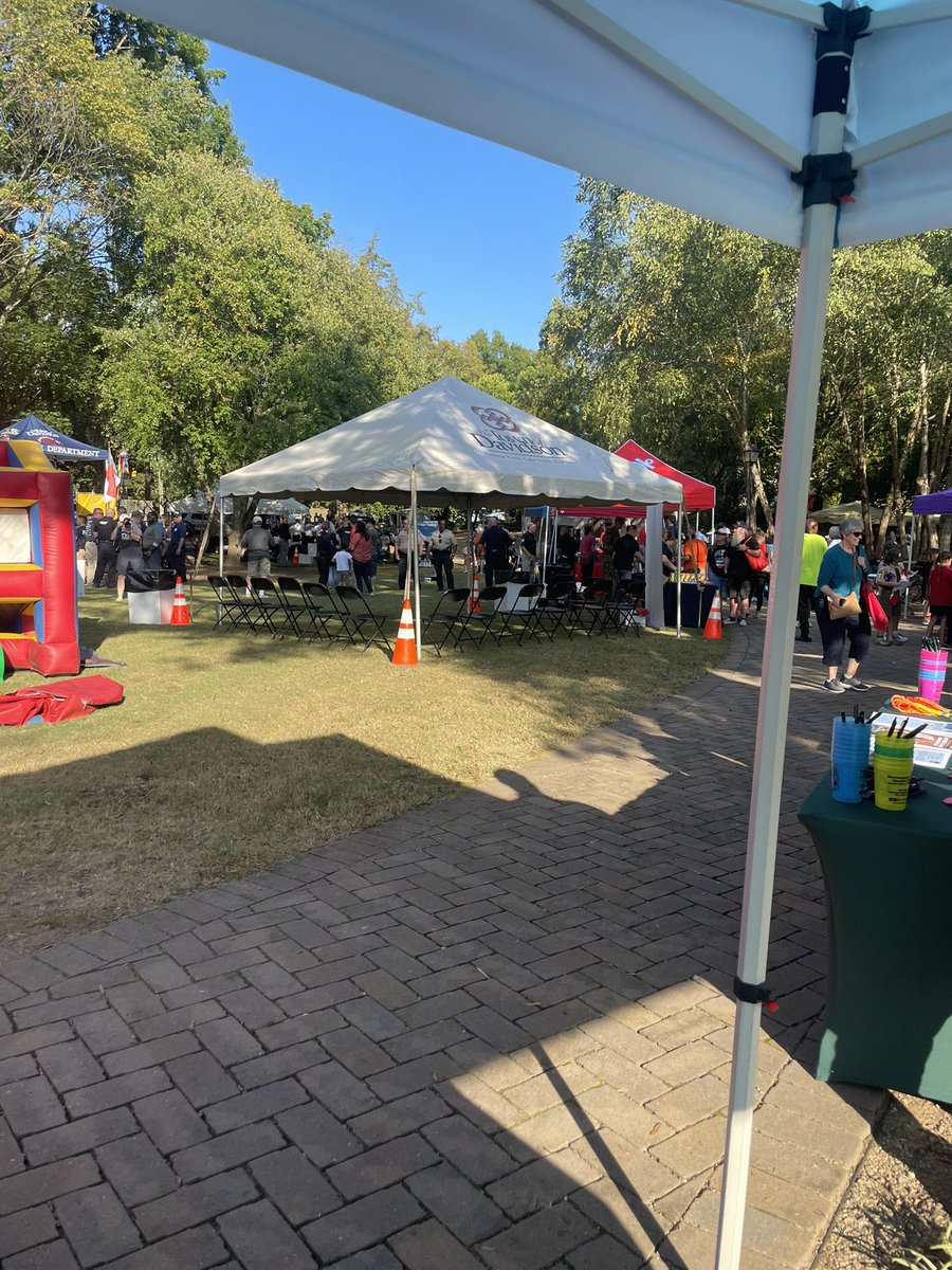 Chris Allison (@managermanchris) on Twitter photo Sabrinia and I rocked Davidsons National Night Out!!! We had a blast connecting with families and spreading some AT&T love. And yes, I do smile harder when free food is involved🤷♀️<a href="/julestwentysix/">Julestwentysix</a> @VinceLeaks Sabrinia and I rocked Davidsons National Night Out!!! We had a blast connecting with families and spreading some AT&T love. And yes, I do smile harder when free food is involved🤷♀️<a href="/julestwentysix/">Julestwentysix</a> @VinceLeaks