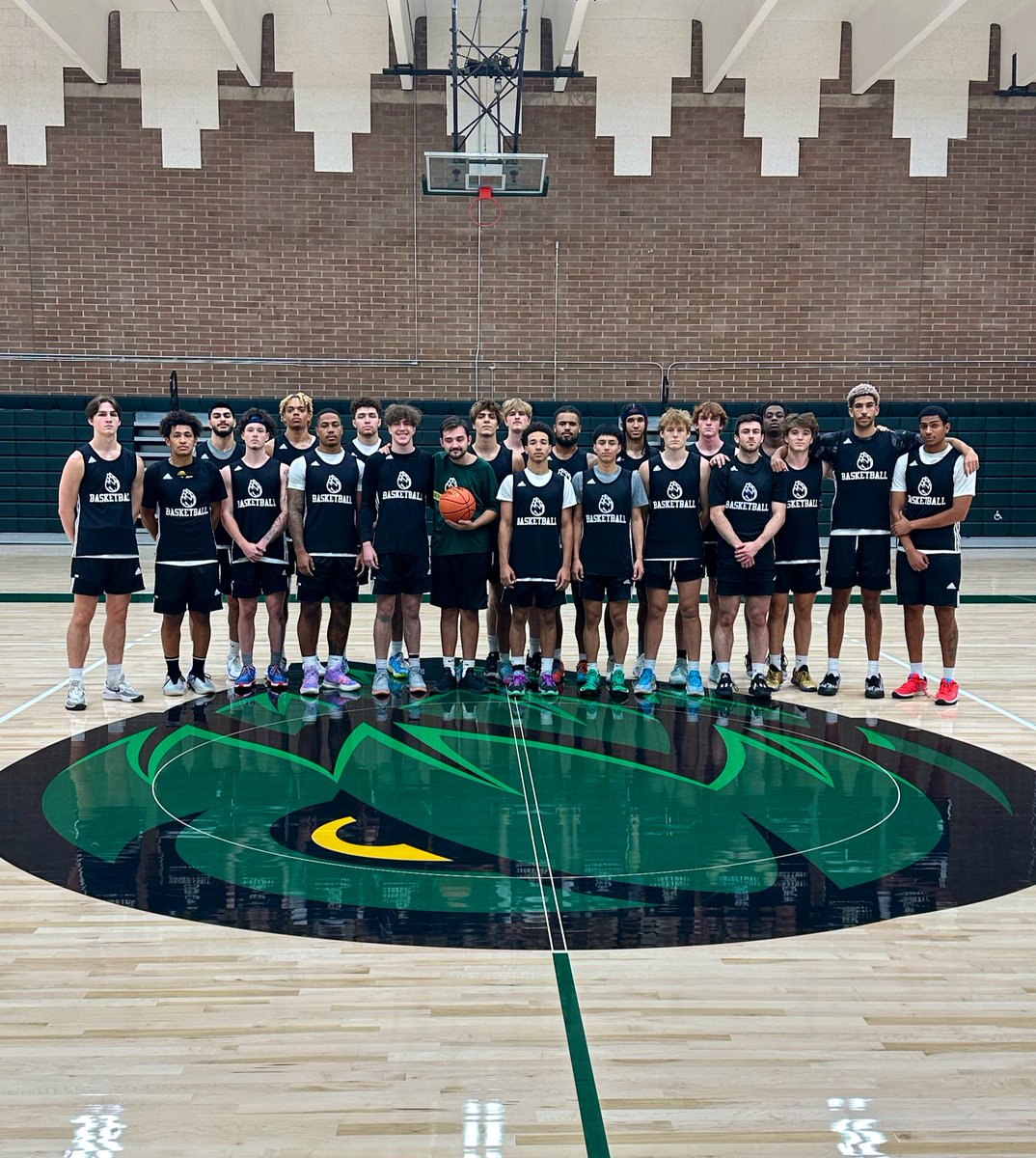 Scottsdale Men’s Basketball tweet media