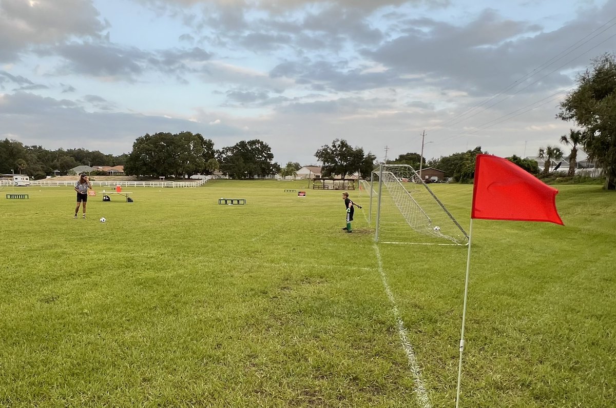 wishwithsara's tweet photo. The other players left 20mins ago!!! Let’s make sure his boss knows how great this is. ⚽️⚽️⚽️
@ymca @TampaYMCA @soccer @USMNT @adidassoccer @USYNT @NCAASoccer @Cristiano @TeamMessi @OspreyObserver @TBBJnewsroom @TB_Times @TampaBayRowdies @RowdiesObserver @WorldYMCA @ymcaeurope https://t.co/5T0XaPYxjH