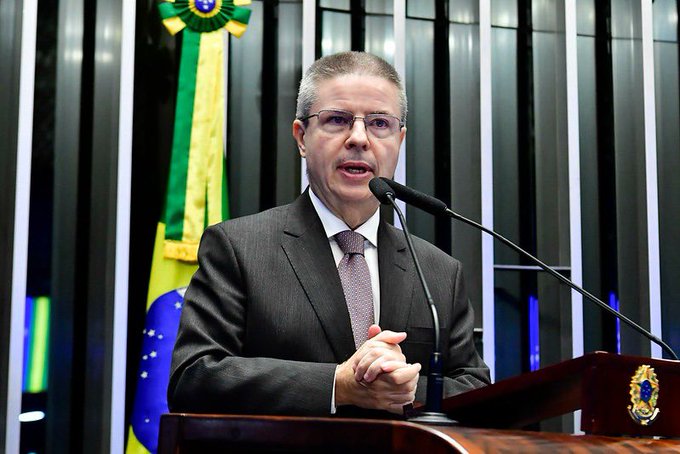 Voltei hoje ao Senado Federal para promulga&ccedil;&atilde;o da Emenda &agrave; Constitui&ccedil;&atilde;o n&ordm; 131, de 2023, que suprime