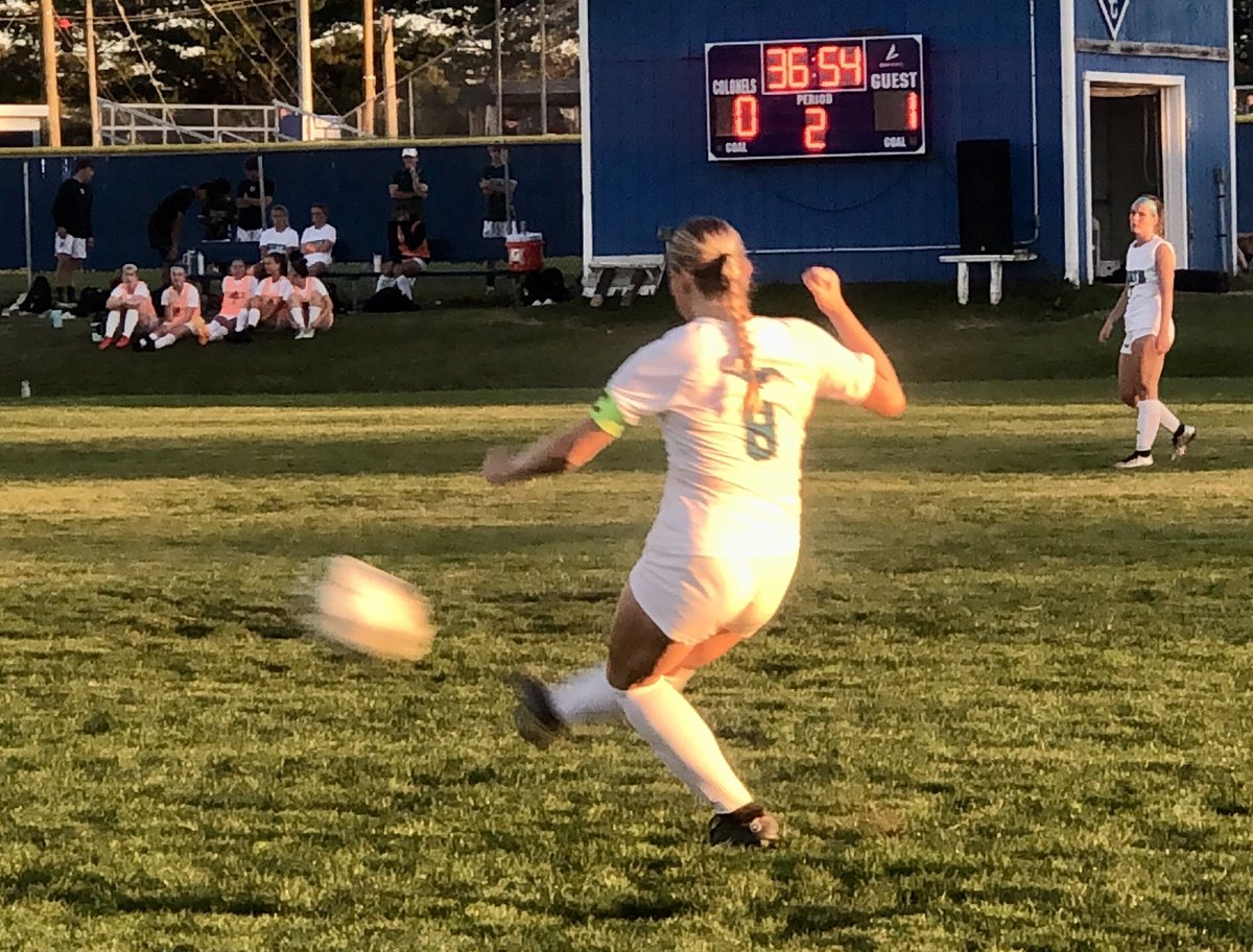 DrDylanSmith's tweet photo. Girls Soccer @NorthOldhamHigh vs @ochscolonels https://t.co/AOEP5UdUNz