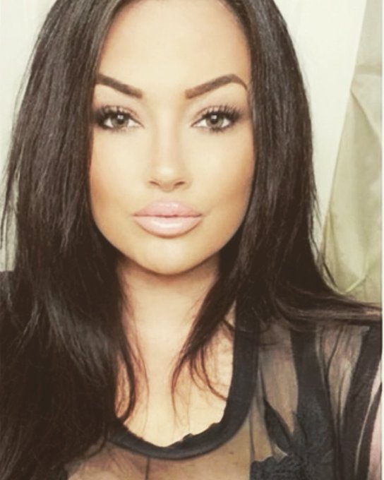 👀👀 https://t.co/4dvxjqhYDx<a href="/tag/tittytuesday"class="tags"><span>#tittytuesday</span></a>