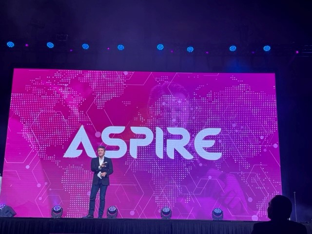 robertherjavec's tweet photo. I had the opportunity to speak at some inspiring conferences and events recently. I’m grateful my story has given me a platform to motivate audiences and encourage people to find their purpose and work hard. All life owes you is an opportunity. https://t.co/n0PNTiISWr