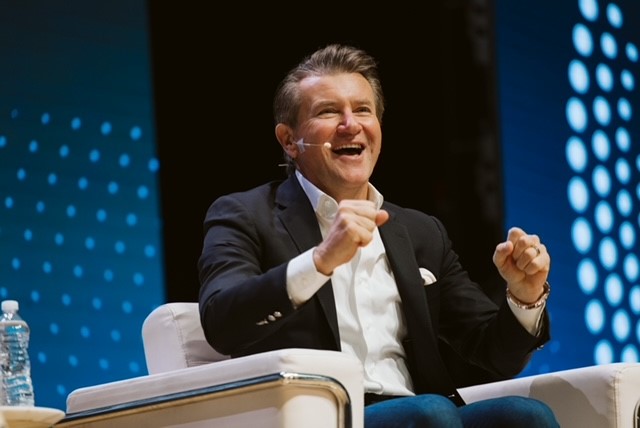 robertherjavec's tweet photo. I had the opportunity to speak at some inspiring conferences and events recently. I’m grateful my story has given me a platform to motivate audiences and encourage people to find their purpose and work hard. All life owes you is an opportunity. https://t.co/n0PNTiISWr