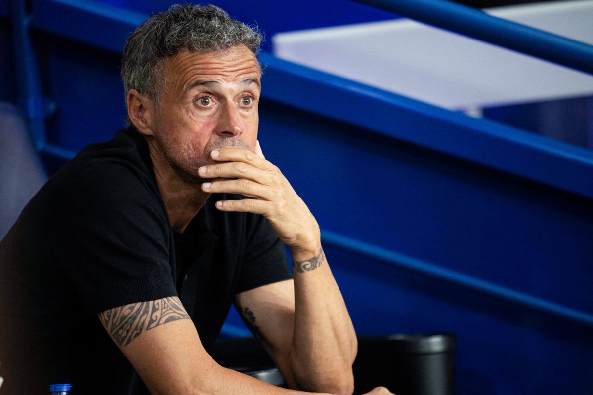 ActuFoot_'s tweet photo. Luis Enrique à Marco Verratti cet été, concernant l’hygiène de vie de ce dernier 😵 :

« Tu es le prototype du joueur que je déteste »

🗞️ @leparisiensport https://t.co/gMwaknDNMu