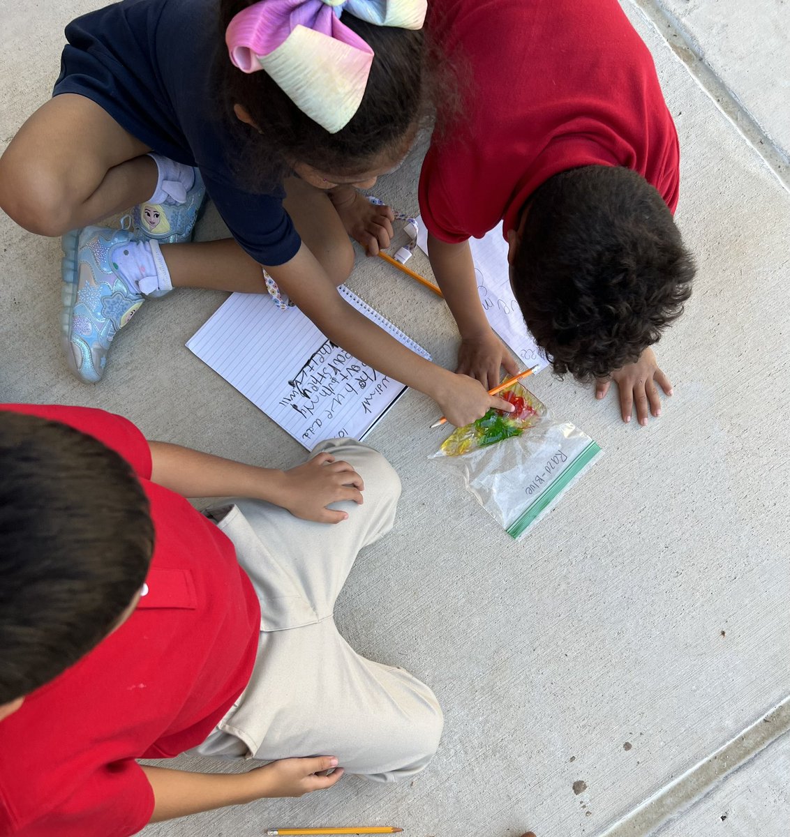 Clarisa Cruz tweet media