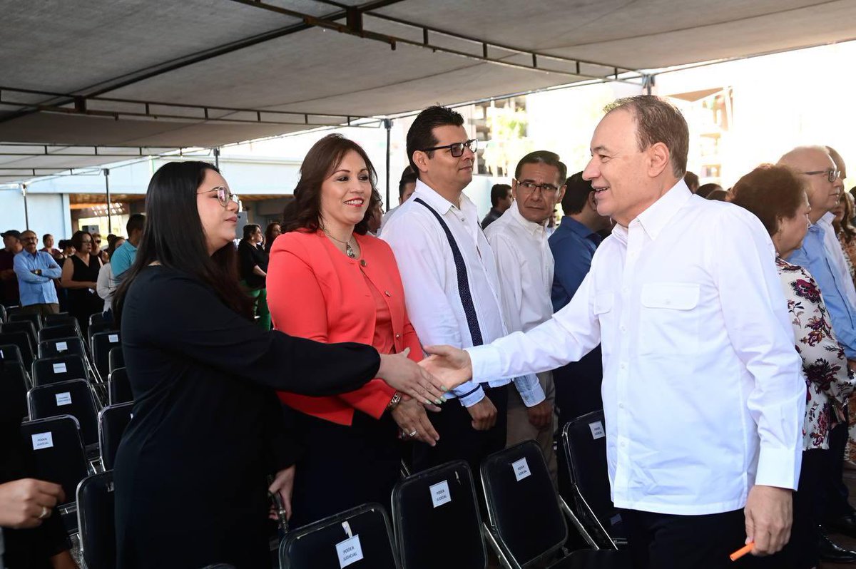 gobiernosonora's tweet photo. 🟠 El Gobierno de Sonora tiene como objetivo impartición de justicia en materia laboral de manera transparente, ética y sin actos de corrupción.

A un año de la implementación de la Reforma Laboral en #Sonora, hemos logrado un 92.4% en resolución de los casos de conflictos laborales en el Centro de Conciliación.

#CompromisosFirmes #TierraDeOportunidades