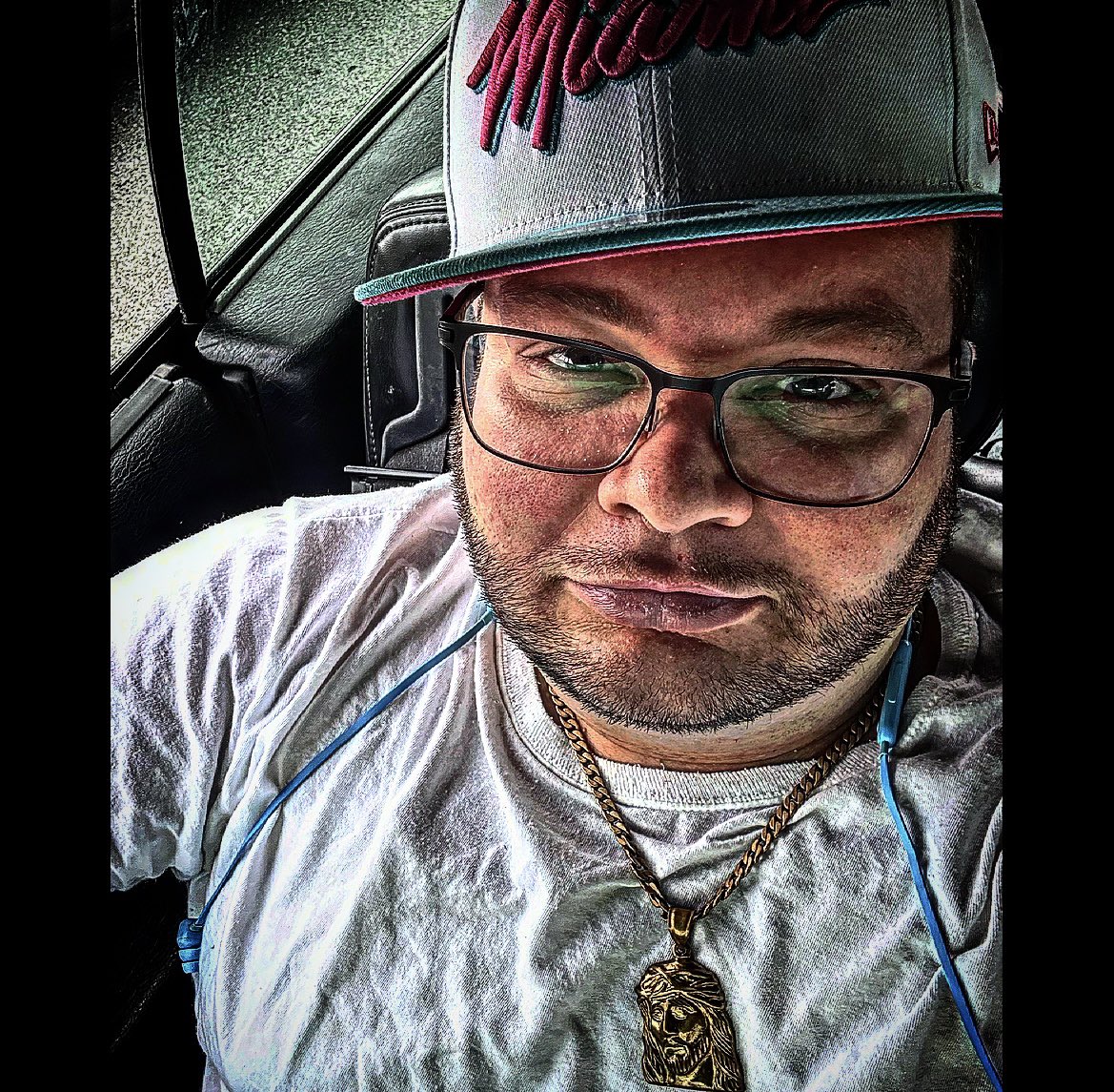 For thinking you can come with that pac man
This ain't a game boy
As I run the block like Tetris making rounds on that paper boy ~Shawndahitmaker~

#fatboyfresh #ontheblock #trap #hustling #paperchasing #inthecarselfie #inthecar #listentomusic #outside #selfie #ugly #dressedup