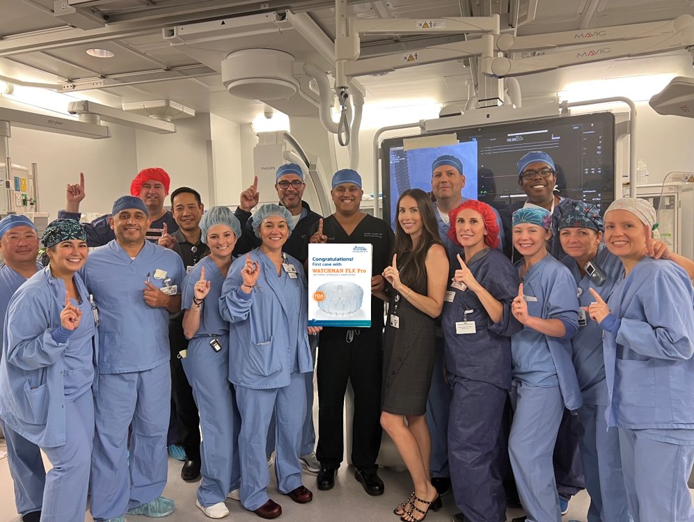 BSCCardiology's tweet photo. 8/ It was a big day in Arizona today, as the 1st WATCHMAN FLX Pro #LAAC implants were completed in the state by Dr. @AshishSadhuMD of Abrazo Arizona Heart Hospital and @DrTomWaggoner of Tucson Medical Center! Congratulations to both teams on these successful 1st implants. https://t.co/e46W2oUwLU