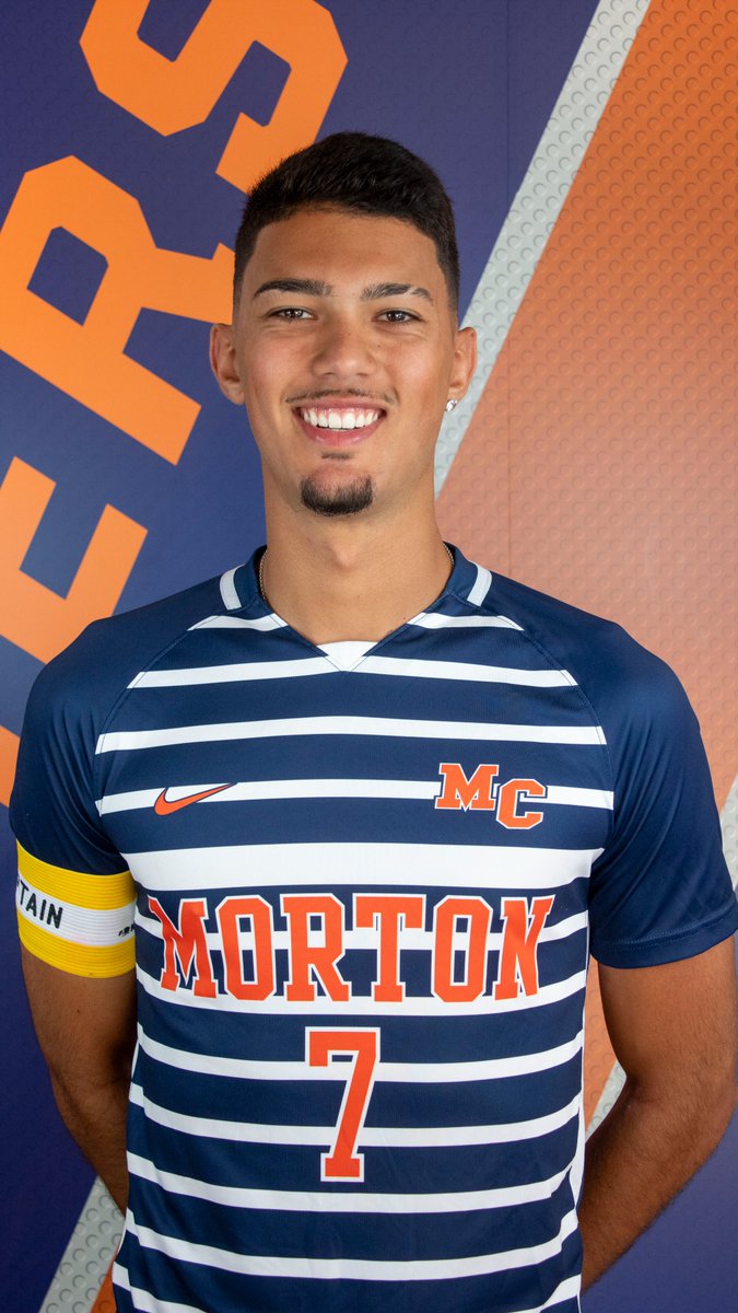 A birthday for Bachir Bouamama to remember - buries PK at 65th minute for game-winner as Panther men's ⚽️ moves step closer to back-2-back Skyway titles for 1st X in program history with 4-1 W vs. Waubonsee @ home. Jean Leonardo adds 2 more insurance goals. 5 in a row for MC!