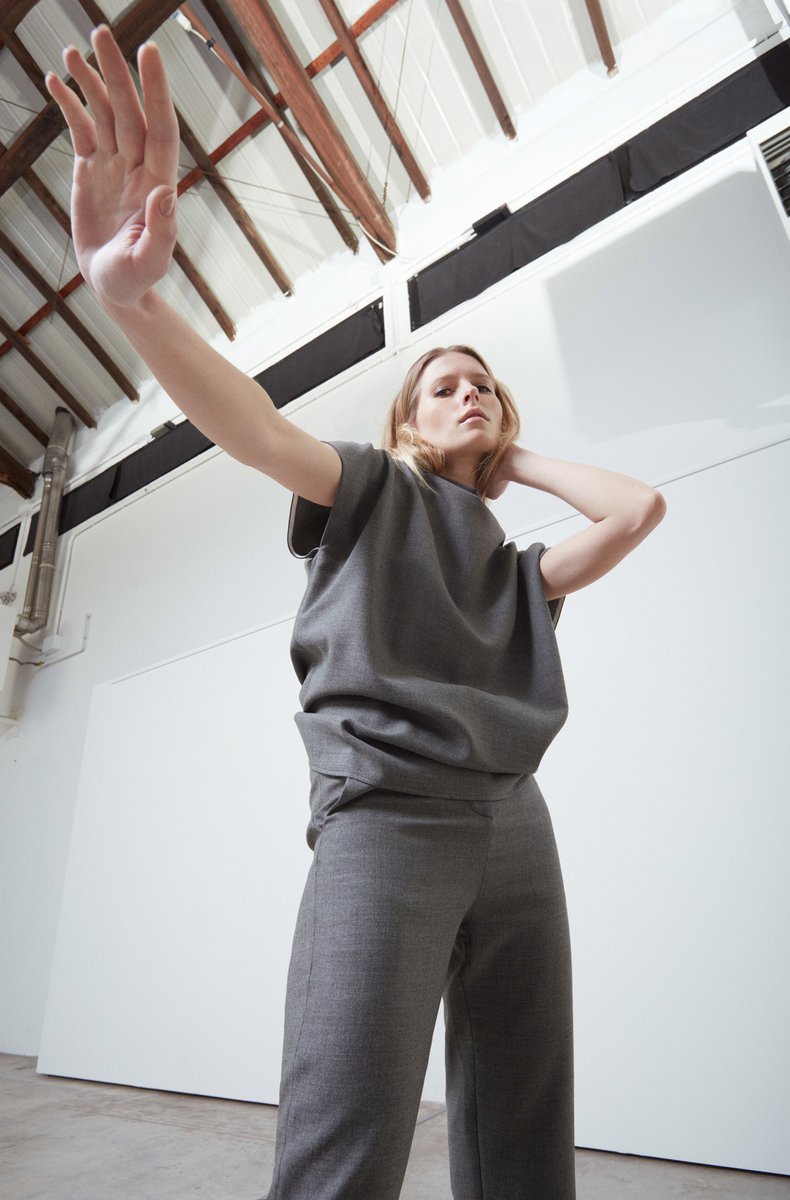 BavTailor's tweet photo. RELEASE 

Stagnant energy or Qi may build up through negative thought patterns such as fear, jealousy, envy, restrictive body movement, or even general clutter in any space. 

Releasing blocked energy can harmonise the body's energetic flow aiding body healing and progressing for https://t.co/vZkwAZg9lL