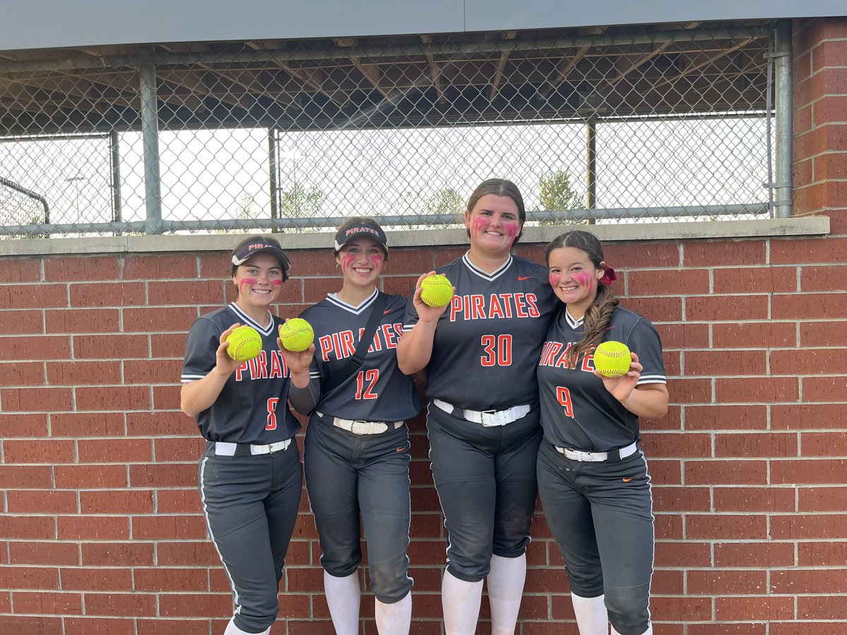 4️⃣ HRs in one game = big smiles = huge road win vs. Liberty North. Congrats, <a href="/Avery80866013/">Avery webster</a> @Brysoftball2027 <a href="/danicasalisbu19/">Danica Salisbury</a> <a href="/Emma_Grace_Reed/">Emma Reed</a>