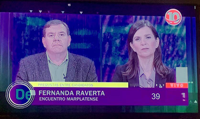 "Dejar los centros de salud sin médicos no es ahorrar " le dice Raverta. Montenegro cambia de tema
#DebatePorel10 #FernandaRaverta