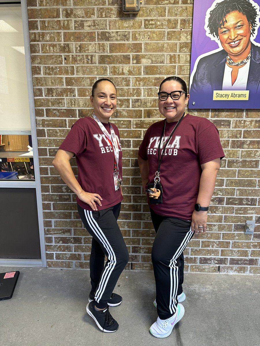 Coach Flores tweet media