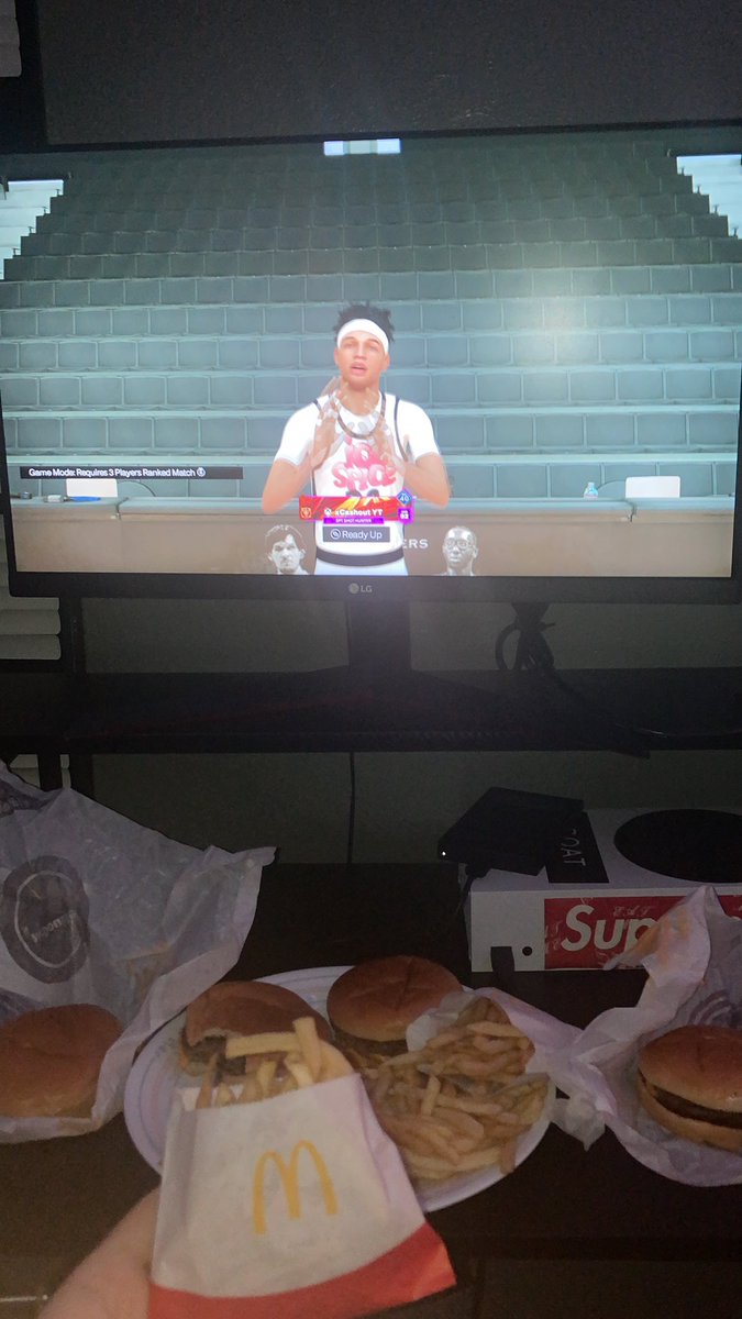 Top rep dinner check of the day
🍔🍟