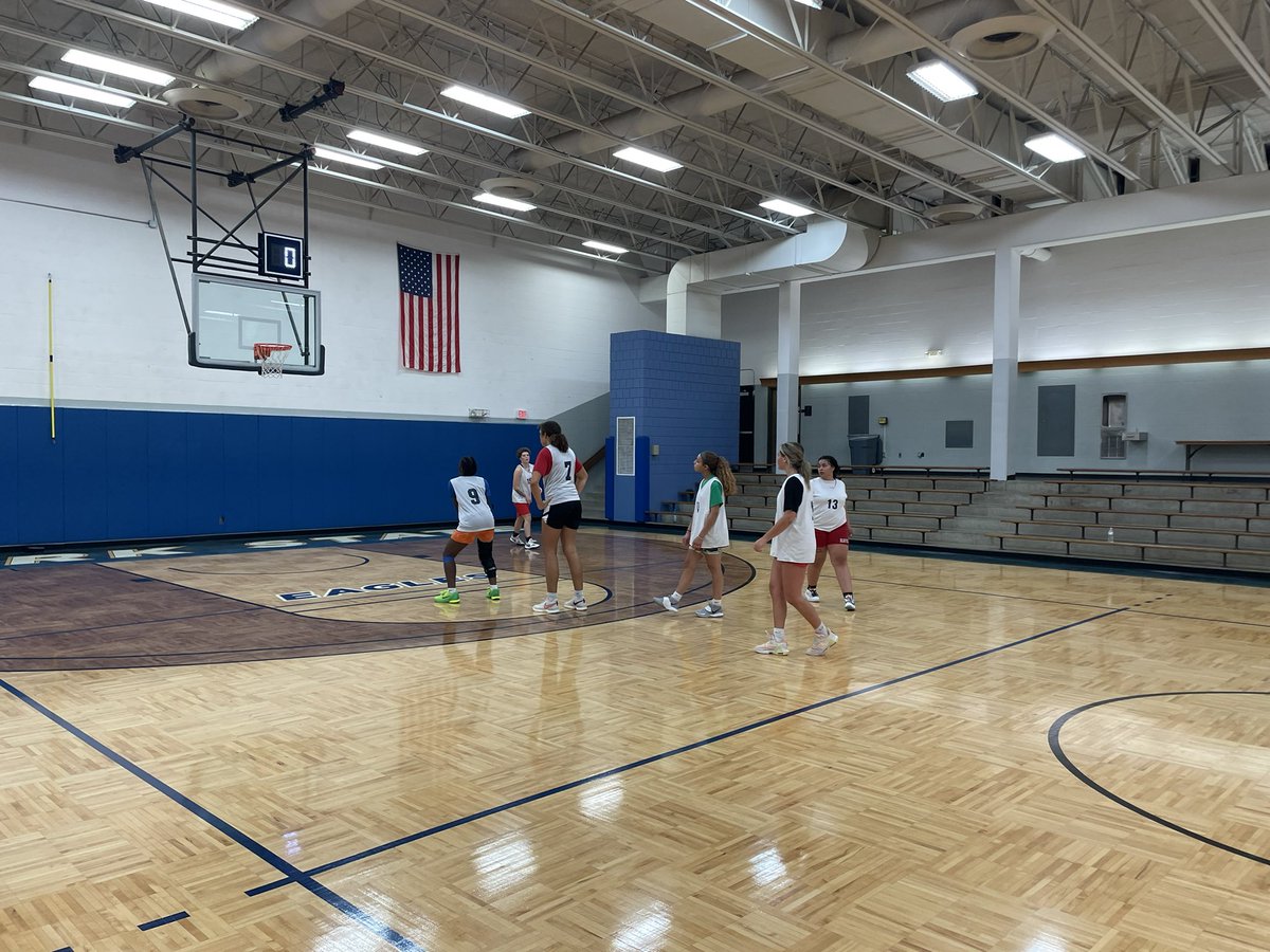 coachsteinke's tweet photo. First two days of practice are in the books. It’s been two days of conditioning, competition and learning to be one unit. Ladies so proud of you all and your efforts thus far!! #notimelikenow #FamilyBusiness https://t.co/MEvxP88Oan