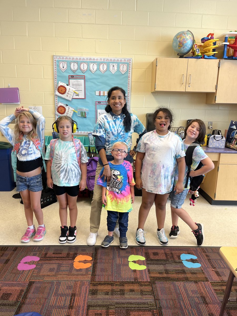 Mrs. D. Urban tweet media