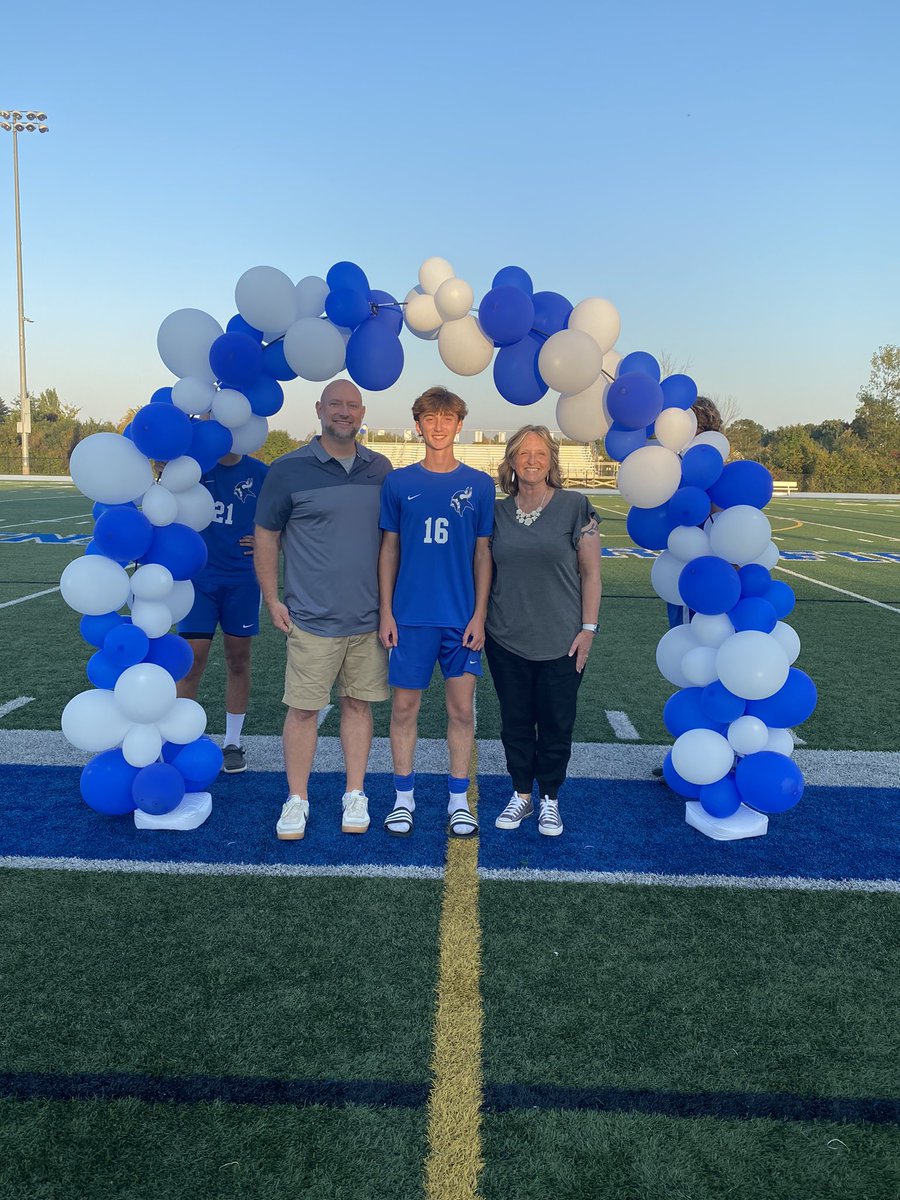 Grand Island Boys Varsity Soccer tweet media