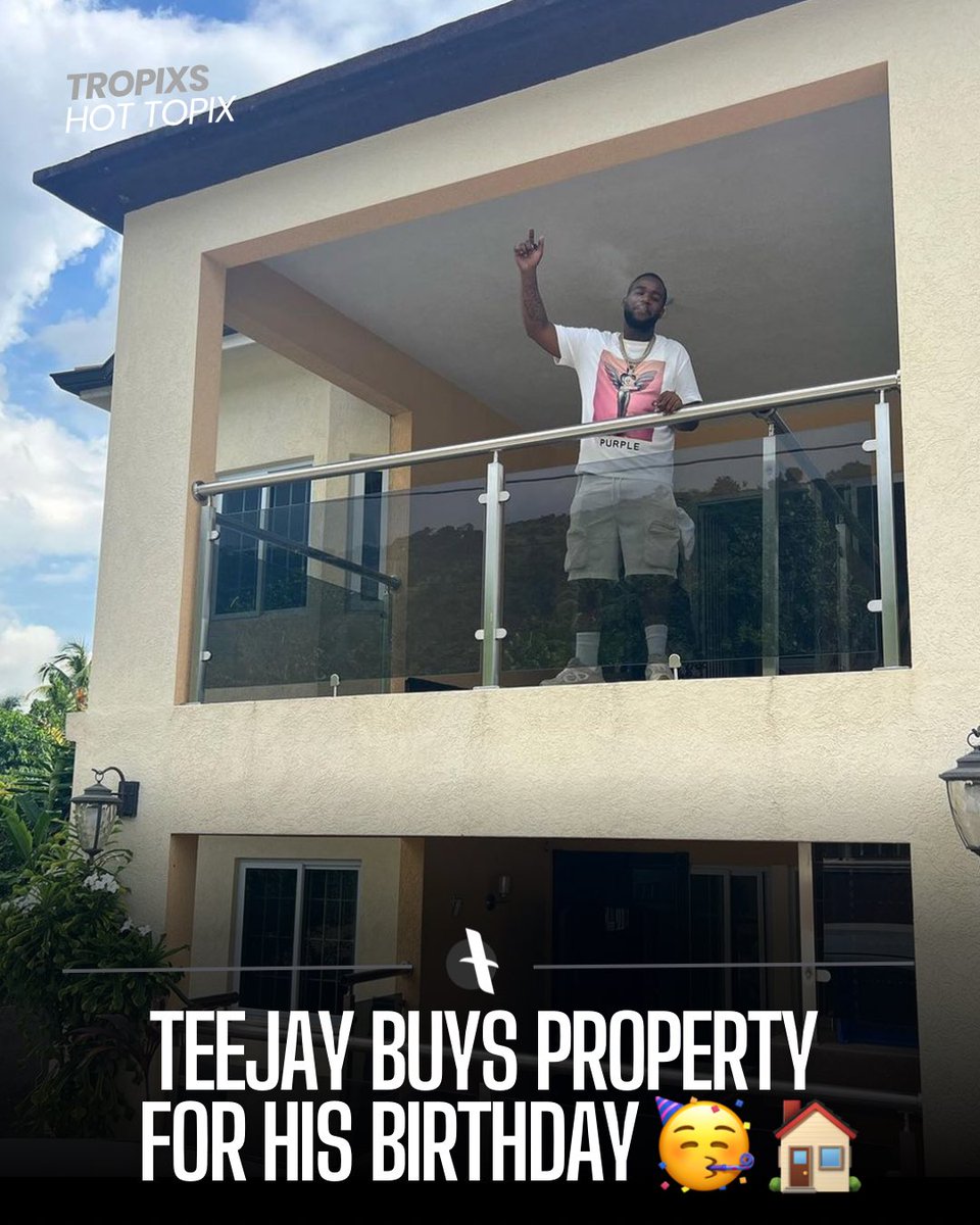 Tropixsofficial's tweet photo. Congratulations to #Dancehall star #Teejay! The #UptopBoss gifted himself a brand new mansion for his birthday 🥳 🏠🙏 https://t.co/5OKxhGCyBp