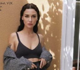 "Não sei como posso permanecer calado sobre a tirania ou a injustiça à nossa porta, quando sou tão duro comigo mesmo quando necessário, só para ser mais justo." 
Nossa Birce para revista <a href="/instyleturkiye/">InStyle Turkiye</a> 
#BirceAkalay