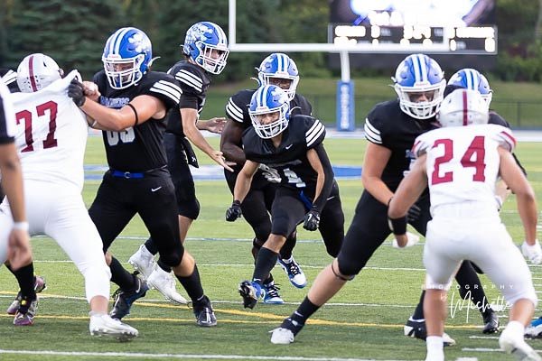 Finally starting to get the recognition he deserves! Such a privilege blocking for this future pro <a href="/zaywright313/">Izaiah |Zay| Wright 3⭐️2026</a> with <a href="/JakeNagy52/">Jake Nagy❗️</a> ! <a href="/CHSMarauderFB/">Marauder Football</a> 💙