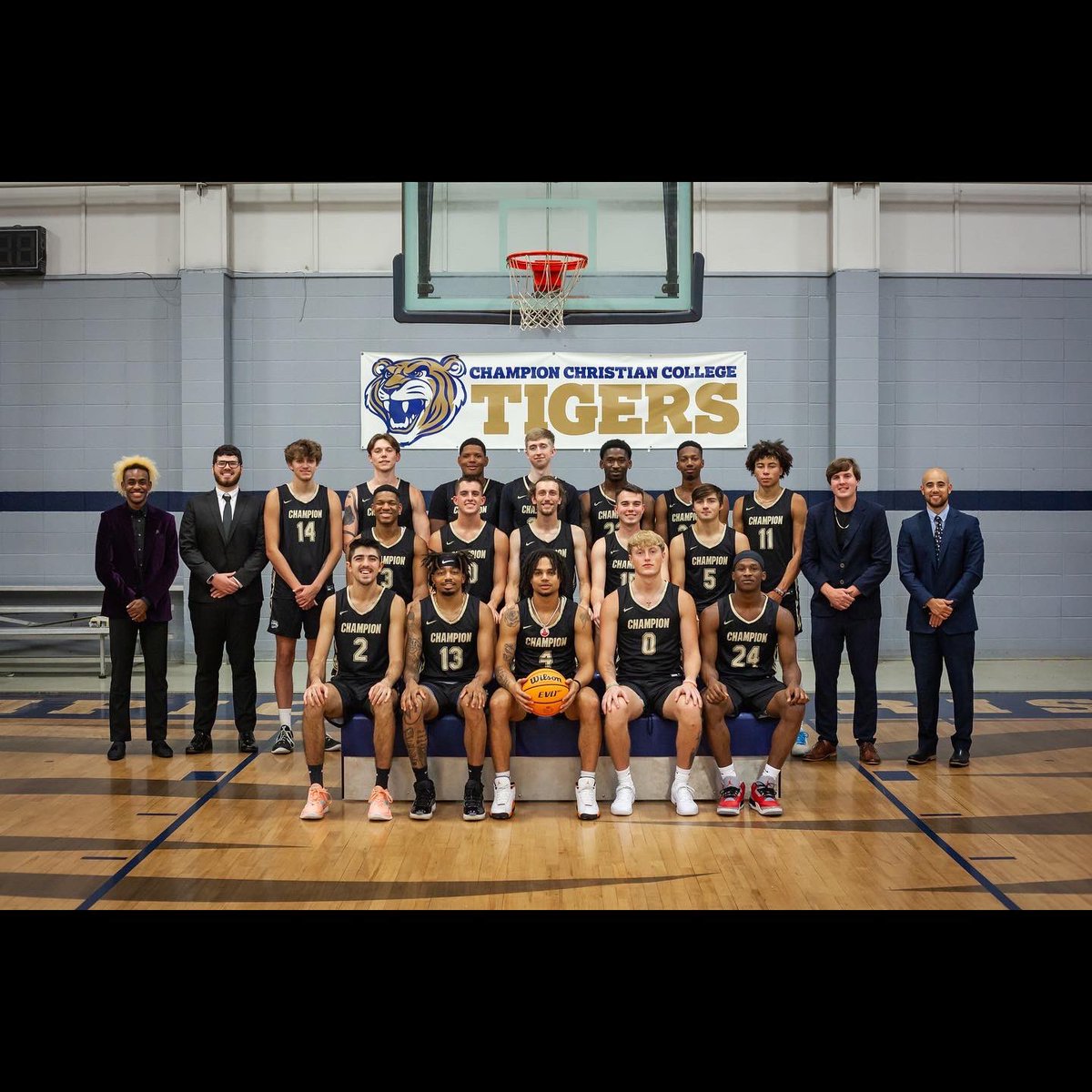 Champion Basketball tweet media