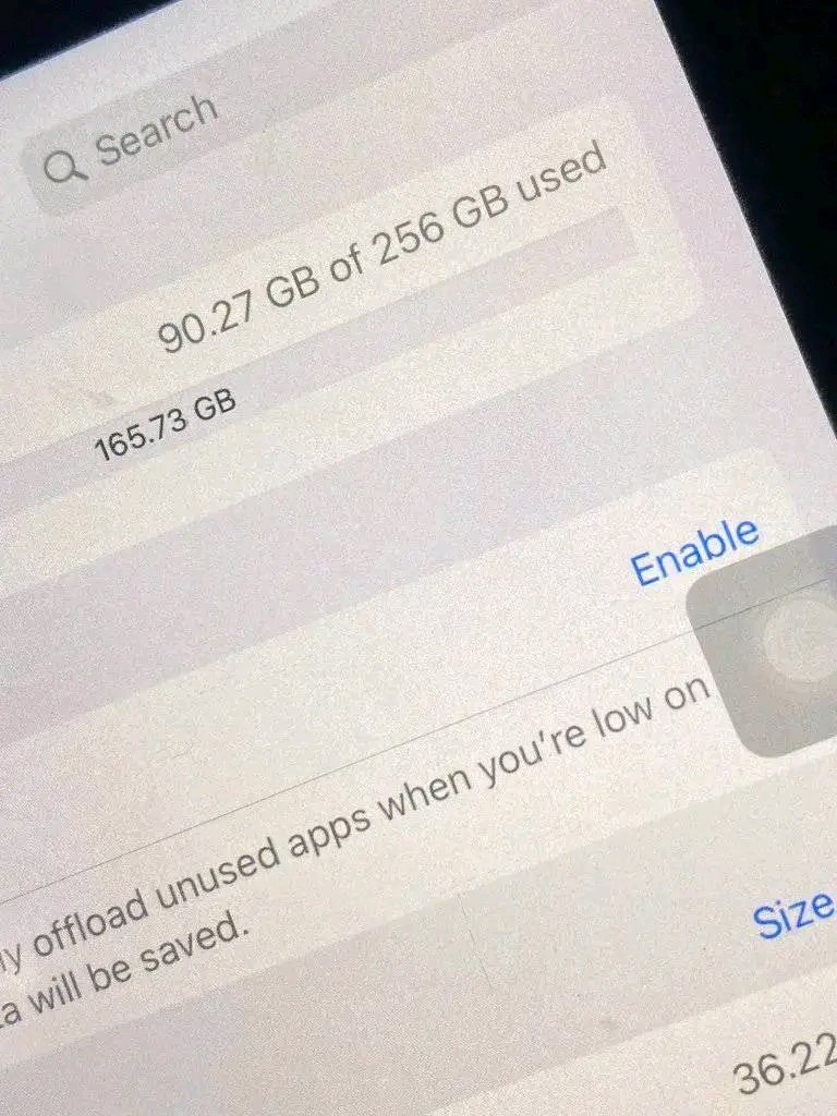 One4Enha's tweet photo. @sftjismiu Have ipad 9th gen 256gb gb space gray still in warranty until January, 23k nalang po!! https://t.co/eNgbBj17kS