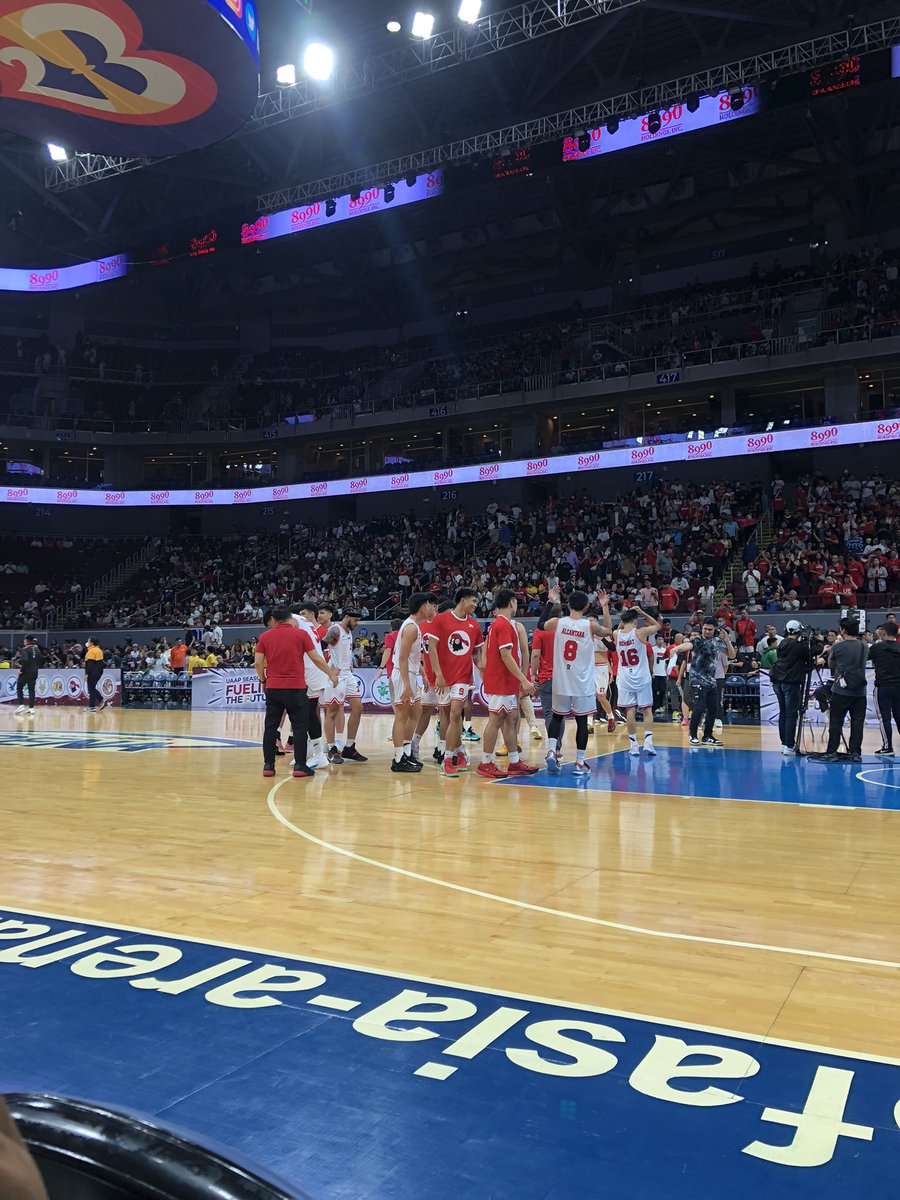 Dnnekrsh's tweet image. GOODLUCK FOR TODAYS GAME UE!!! LEZZGGGOOO!! 🔴⚪️ #BombaUE