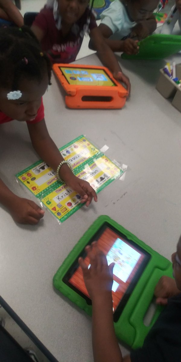 LarimoreSchool's tweet photo. Mrs. Jordan's kindergartners work hard during a guided reading lesson and other reading centers.  The skill was rhyming words, and students were 100% engaged in the various activities and opportunities to practice this skill during their reading block. https://t.co/elmTzljw0P