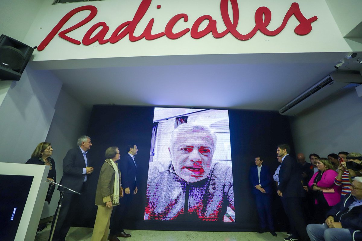 GerardoMorales's tweet photo. Lanzamos la campaña "El legado de Alfonsín, 40 años de paz y democracia” junto a @alfredocornejo, @rodysuarez, @gustavovaldesok, @maxipullaro, @carlossadirjuy, @LeandroZdero y el acompañamiento de correligionarios y correligionarias de toda la Argentina. Tenemos un desafío inmediato: llevar a @PatoBullrich a la presidencia y que @juntoscambioar gobierne la república, porque eso es lo que el pueblo necesita. ¡Vamos, radicales! ¡Vamos a ganar!
