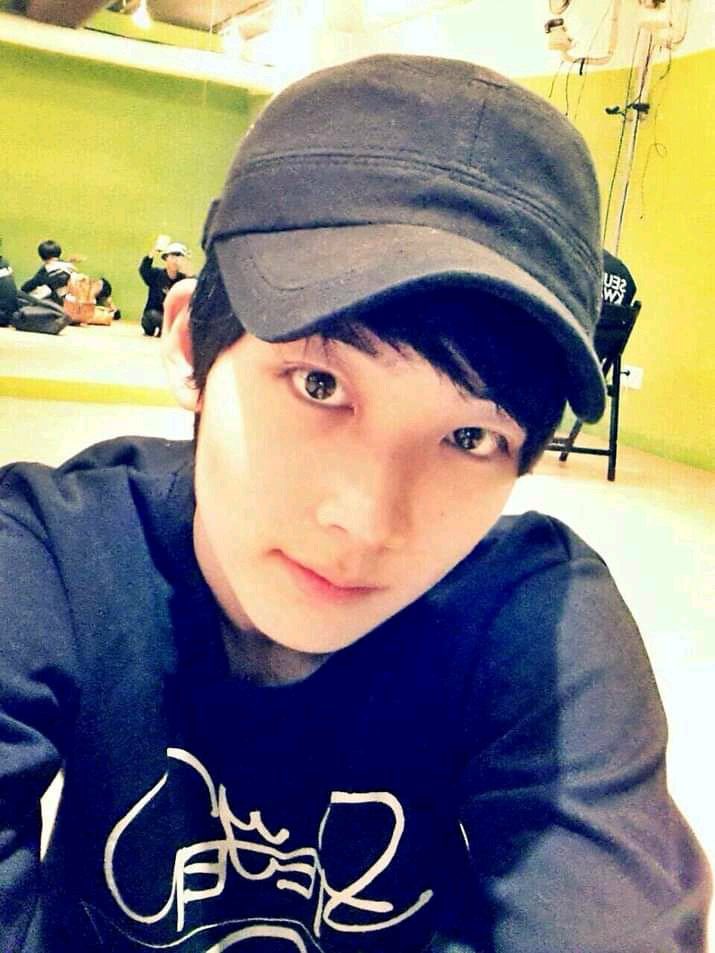 sourkyeom tweet picture