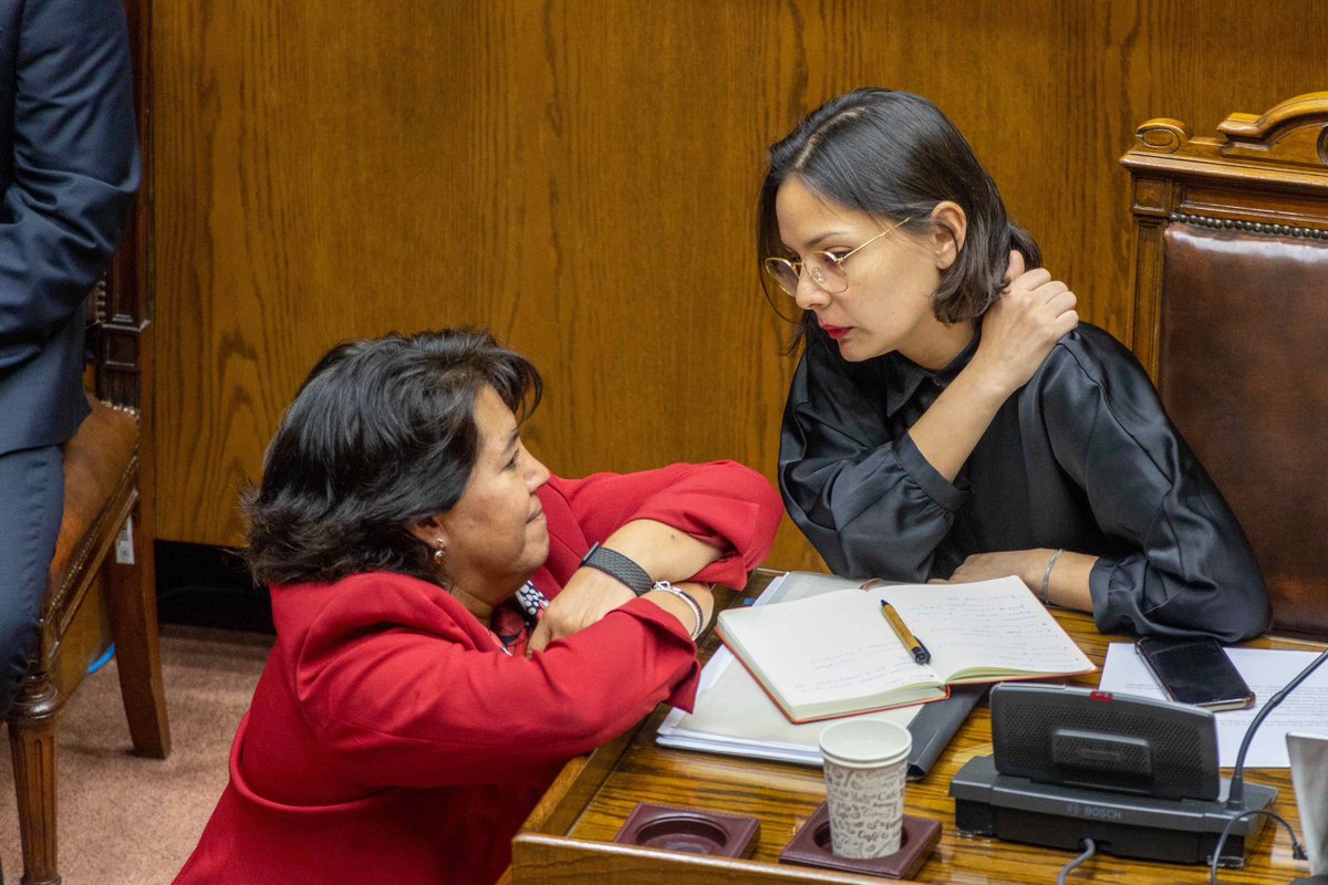 ¡A un paso de ser ley! Senado aprobó en sala el proyecto de ley que establece requisitos para asimilar las entidades que prestan servicios culturales a las sociedades profesionales. La iniciativa pasó a tercer trámite.