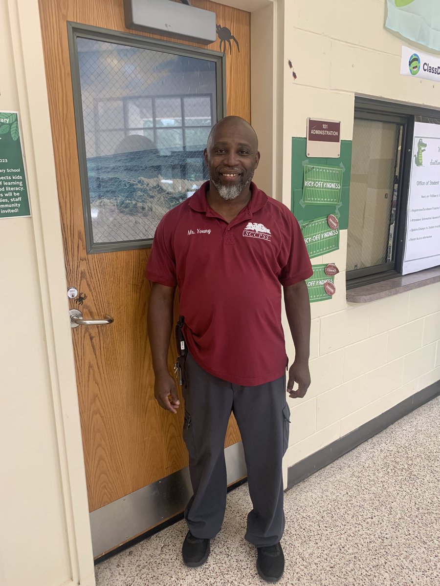 Educator_P's tweet image. Thanks 📣 📣 to our  stellar custodians for keeping our school clean. Our teachers had fun decorating their doors. 🐊#GatorMade #GatorsLead @SWES_Station