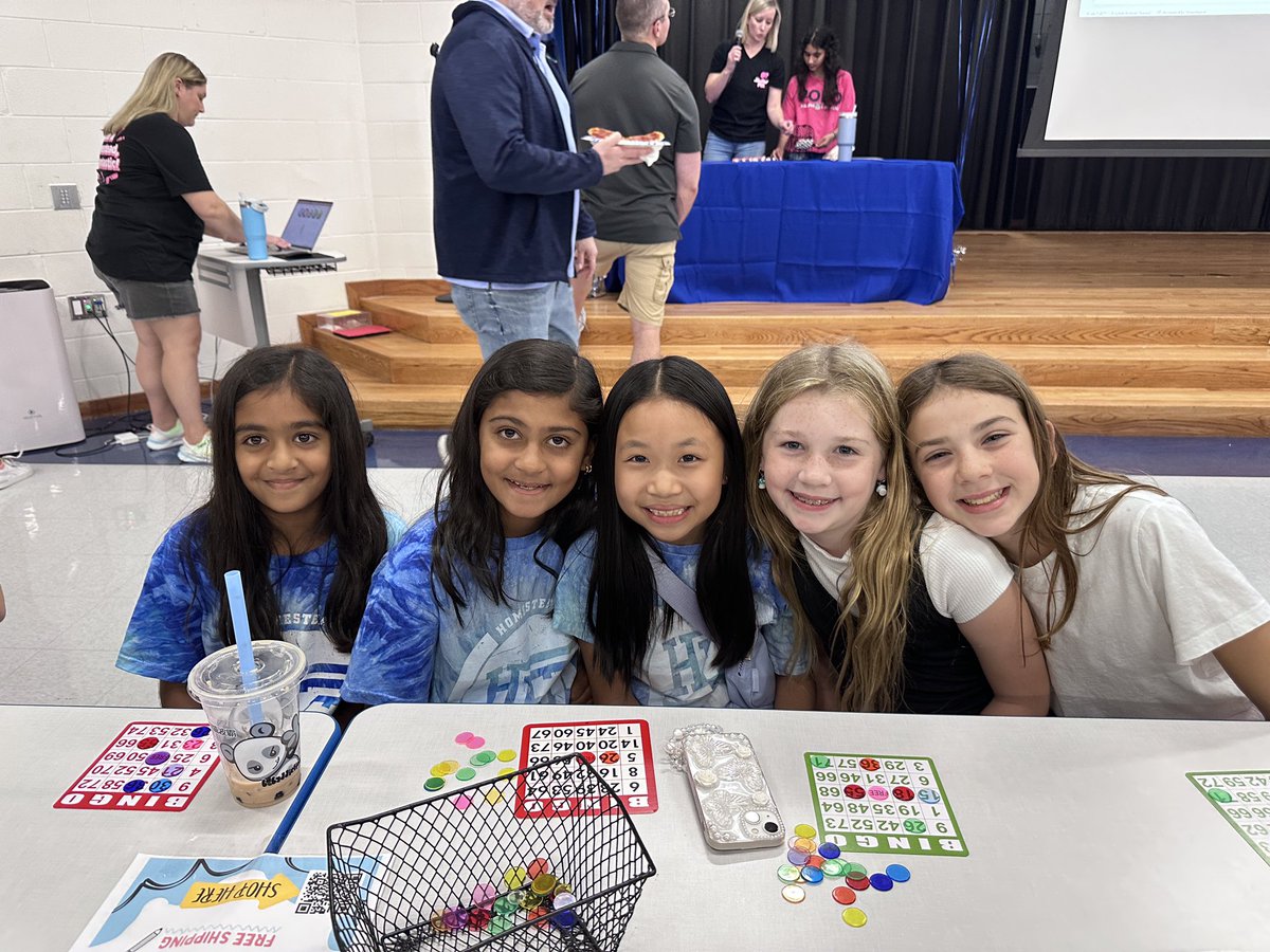 ganttb2015's tweet photo. Homestead Bingo and Book Fair night!! It was so much fun seeing everyone! @Homestead_PTA @HomesteadES @LewisvilleISD @LewisvillePTSA https://t.co/spkuRUz8qd