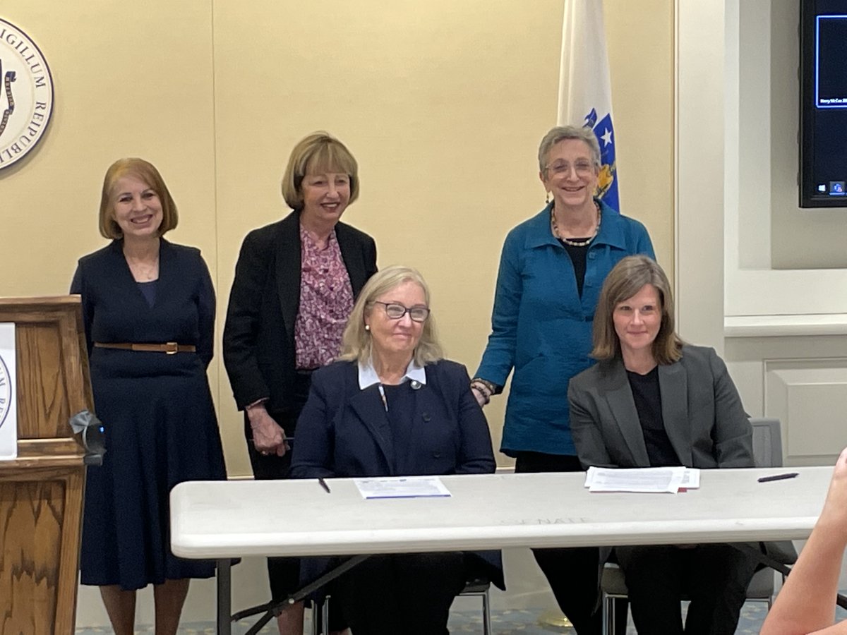 Terrific panel today sponsored by @CJReform_MA in support of legislation I have filed with @cindycreem to transfer oversight of Bridgewater State Hospital from Corrections to Mental Health. @DLCMA @MentalHealth_MA @MaryKeefeMA @JamieEldridgeMA Bridgewater Families Group