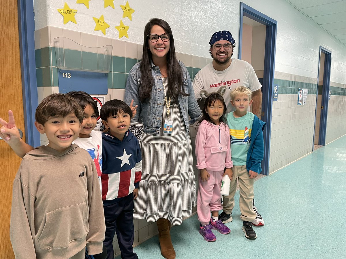 KentGardens's tweet photo. Celebrating our military last week! We are our Stars and Stripes and red white and blue! #kgpride #StrongerTogether #WeAllBelong @FCPSR2 https://t.co/d3bpAOk8D8