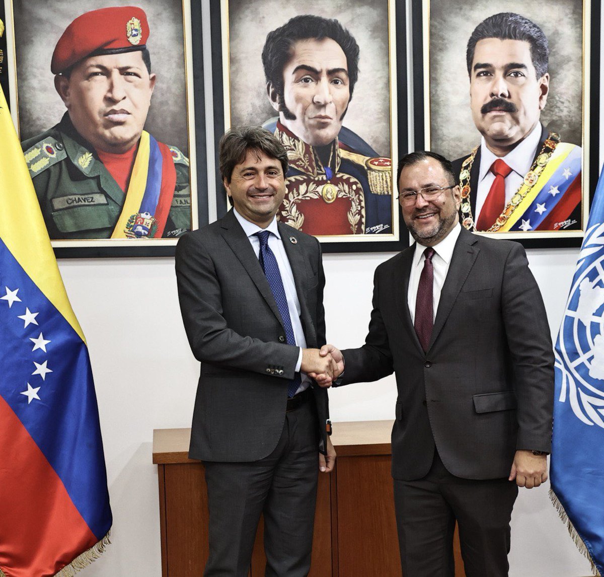 Venezuela ratifica su disposición en la consolidación de los ODS en favor de los pueblos
goo.su/D50k1pC

#QueNotaRegresarAClases
