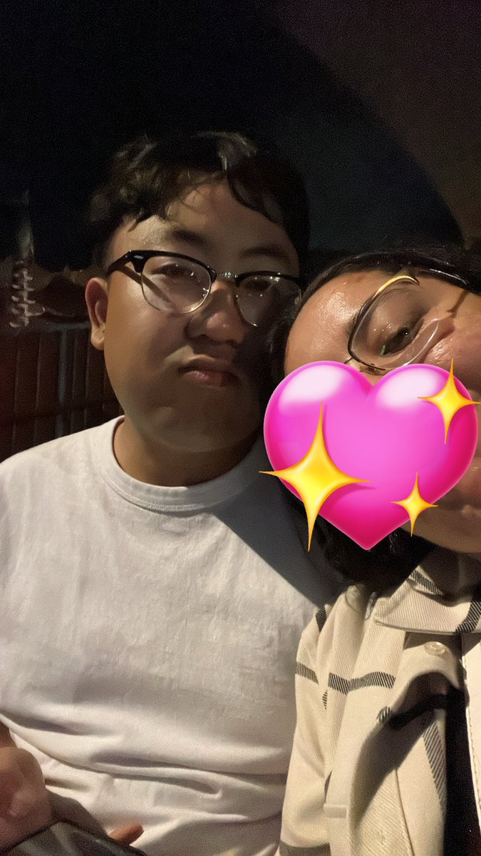 mmonsesl's tweet photo. #BoyfriendsDay but this time he’s my husband 🥰❤️ @sonority_ https://t.co/aBP21Mbwex