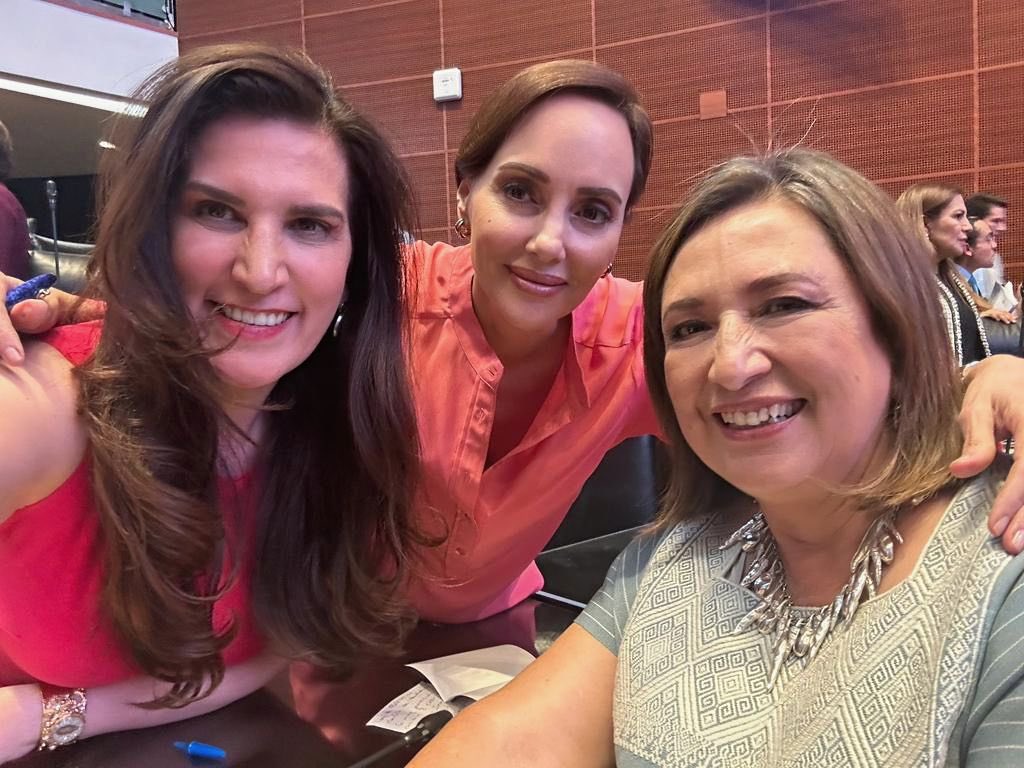 Rafaherrera1983's tweet photo. Las #Grayas de @AccionNacional (@kenialopezr, @LillyTellez y @XochitlGalvez) 🤣 https://t.co/e18VGL8NdV