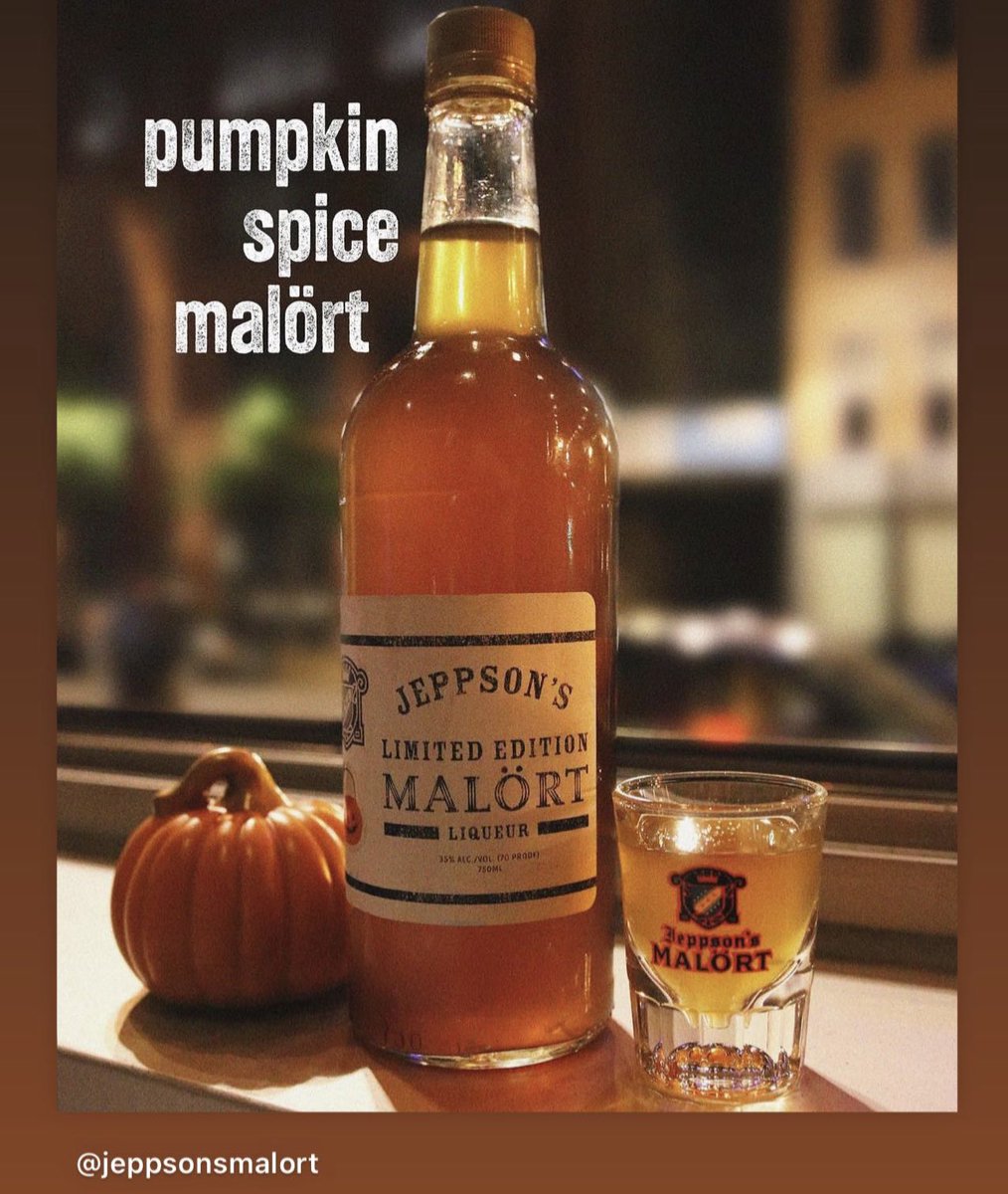 SarahSpain's tweet image. Pumpkin Spice @JeppsonsMalort:

When you wanna level up from Basic Bitch to Full-on Nightmare.