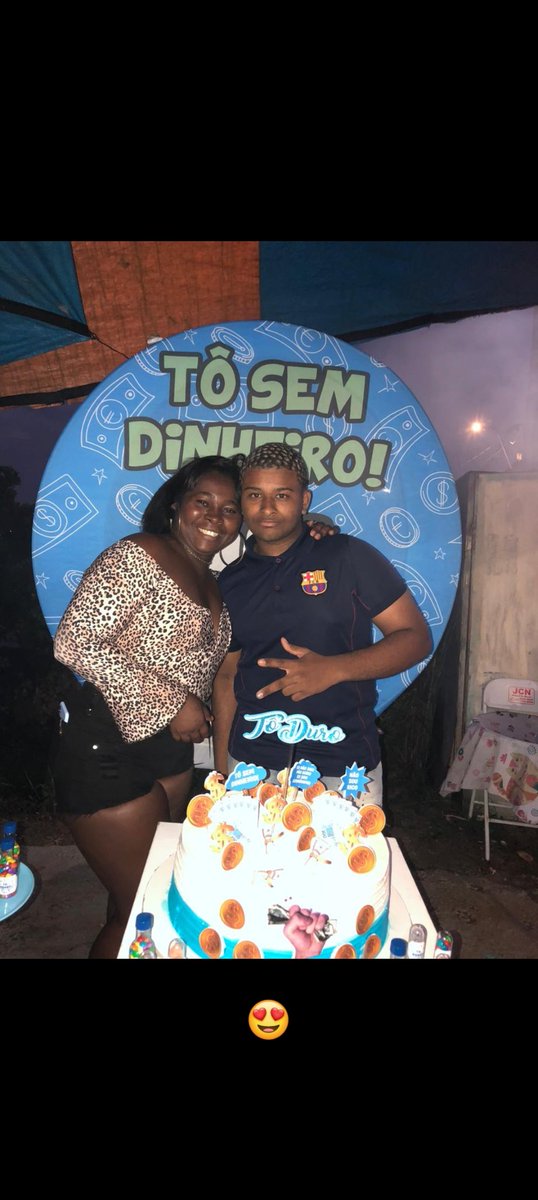 MEU FOFINHO LINDO  TITIA TE AMA TANTO TANTO