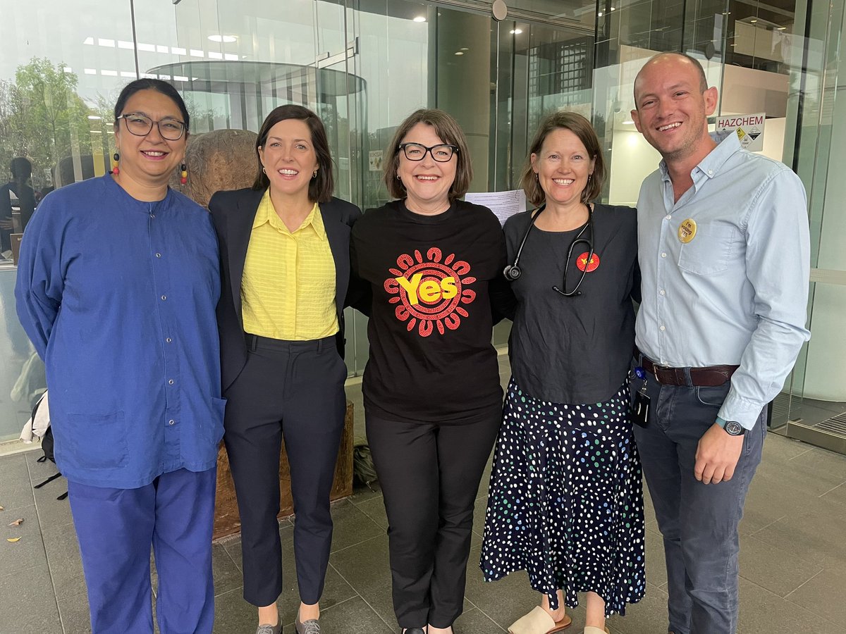 adsteinberg's tweet photo. So inspired hearing @Nishaobgyn, @AlyceNWilson and five other specialty colleagues share their extensive experience and reasons why they are voting @yes23au, joined by Noel Pearson and @gedkearney
#doctorsforyes https://t.co/L3t1cbIrMM