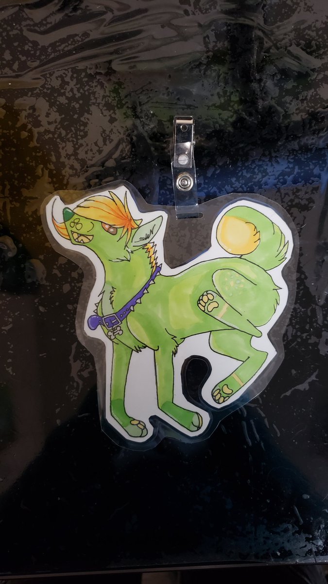 jelloarts's tweet photo. Just got cut from work for a whole week day of my shift (woo) so if you know someone who wants art hmu or smth 🙃 
#furryart #furry #digitalart #traditionalart https://t.co/HU8vks6cLr