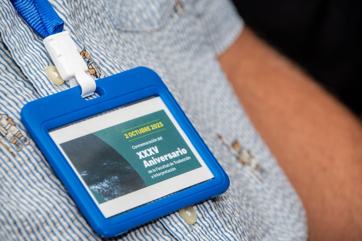 35 años formando a profesionales que  construyen puentes entre diferentes lenguas y culturas. Felicidades a nuestra Facultad de Traducción e Interpretación de la <a href="/ULPGC/">ULPGC</a> por su trayectoria. <a href="/DeftiULPGC/">defti.ulpgc</a>