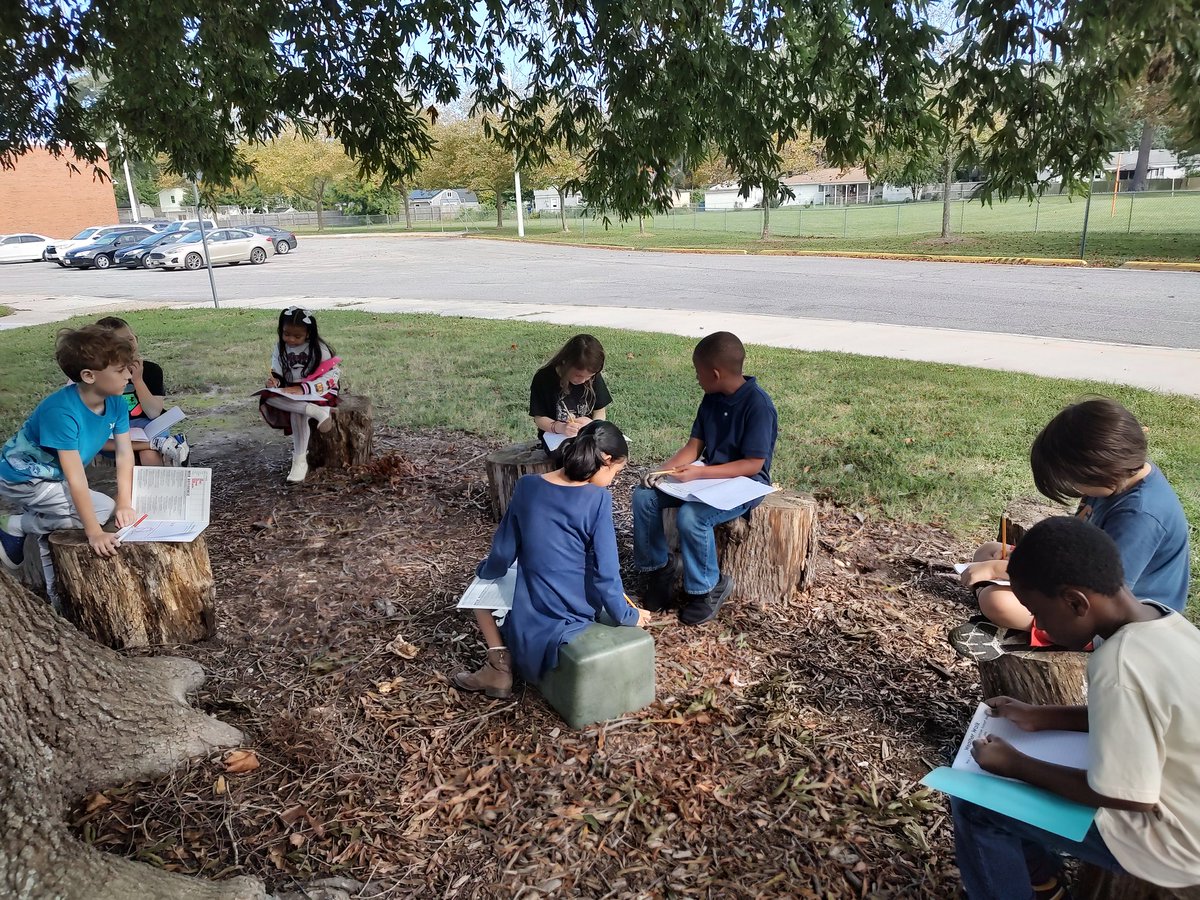 Amy Siverio tweet media