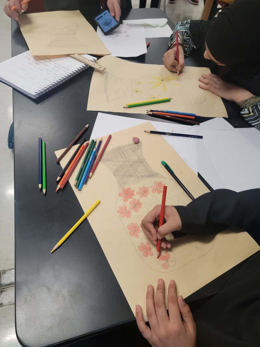 WolfPackArtWMS's tweet photo. Our student artists have been busy working on their Hispanic Heritage Month artwork. Can't wait to see the finished pieces. 🎨 
@Welch_WolfPack
#WMSWolfPack #WolfPackArt #WMSArtRocks #HispanicHeritageMonth2023 https://t.co/zcV7bYfVB3